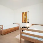 Ocean With Parking By Interhome Appartamento Ostenda