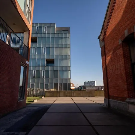 Ocean With Parking By Interhome Appartement Ostende