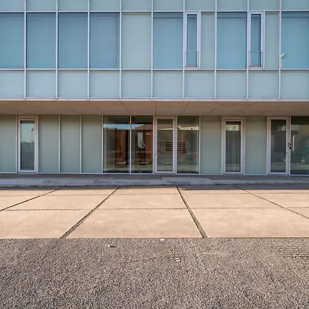 Ocean With Parking By Interhome